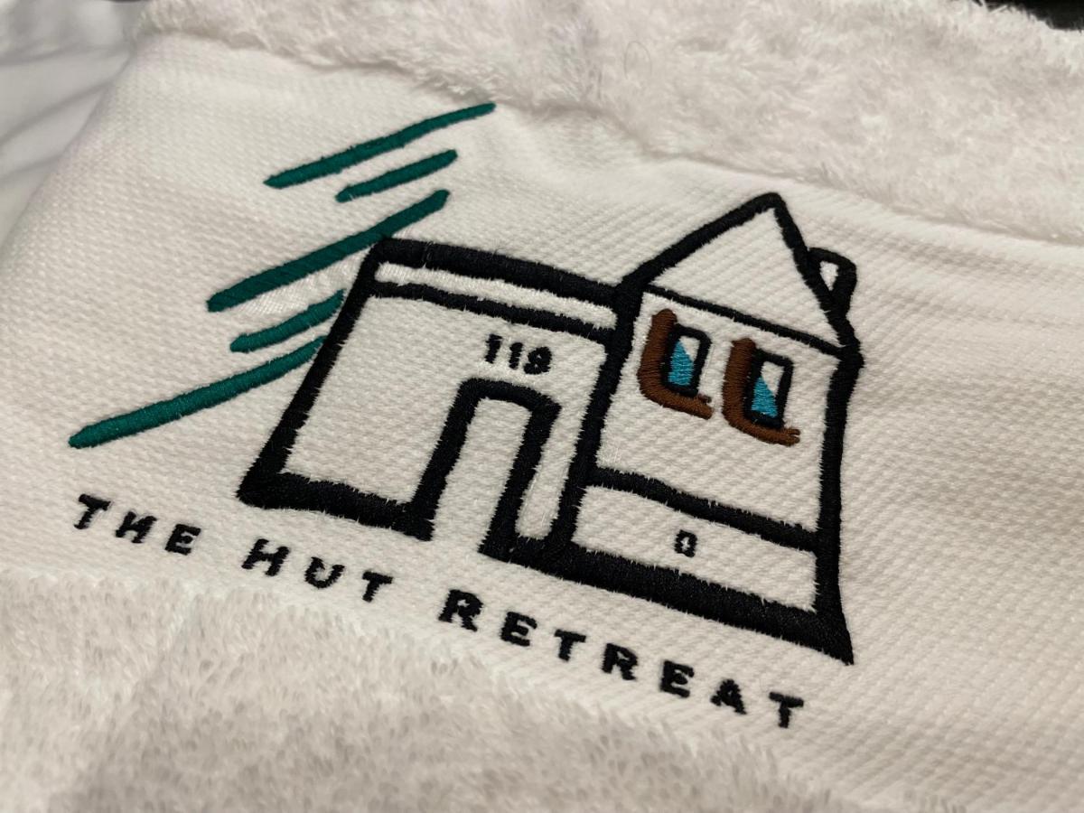 הוילה Fantanele  The Hut Retreat מראה חיצוני תמונה