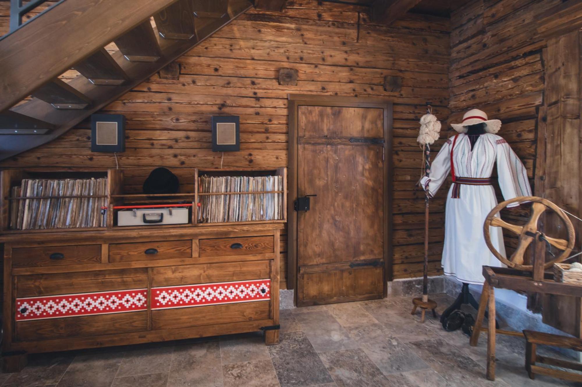 הוילה Fantanele  The Hut Retreat מראה חיצוני תמונה