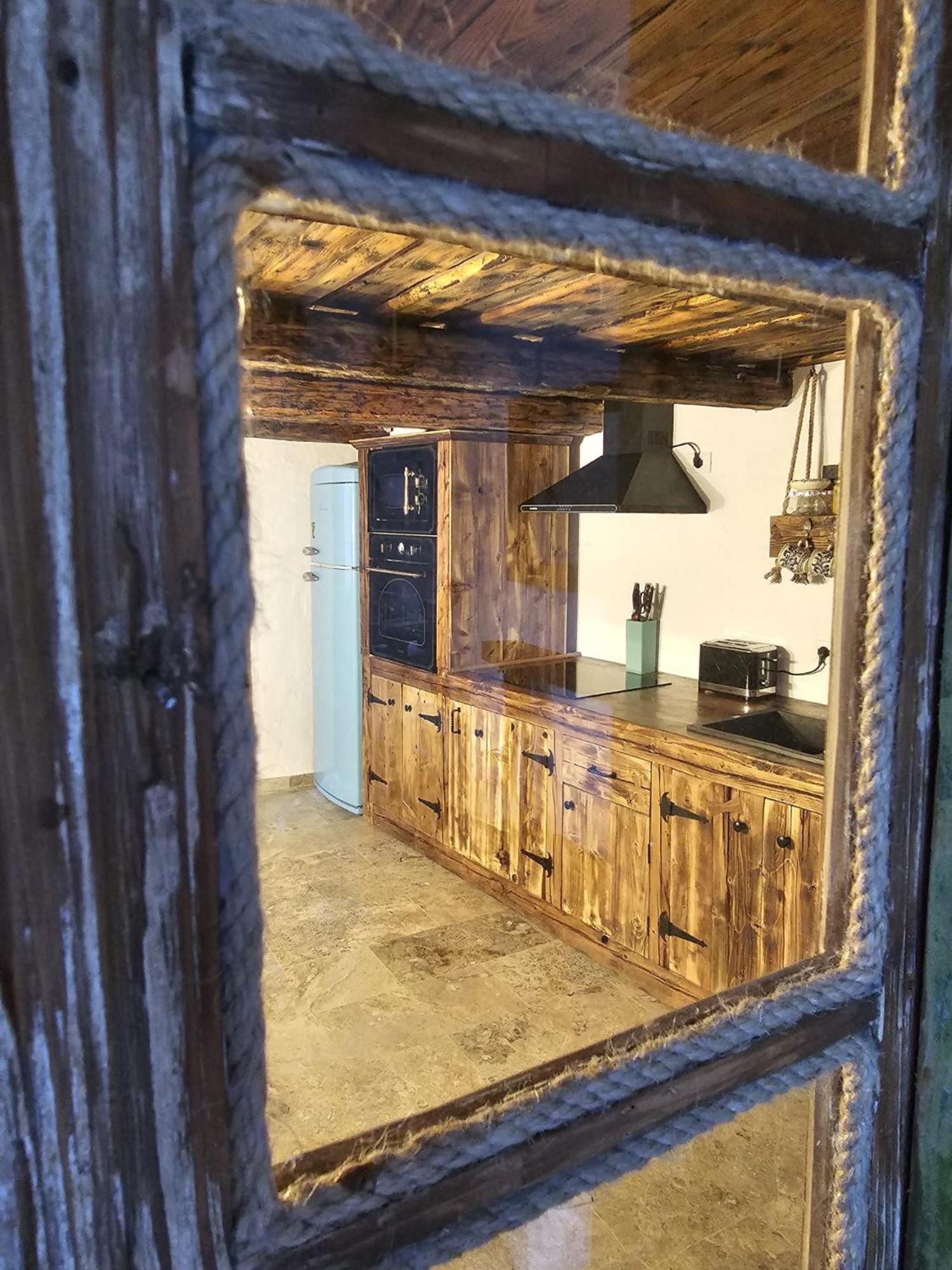 הוילה Fantanele  The Hut Retreat מראה חיצוני תמונה
